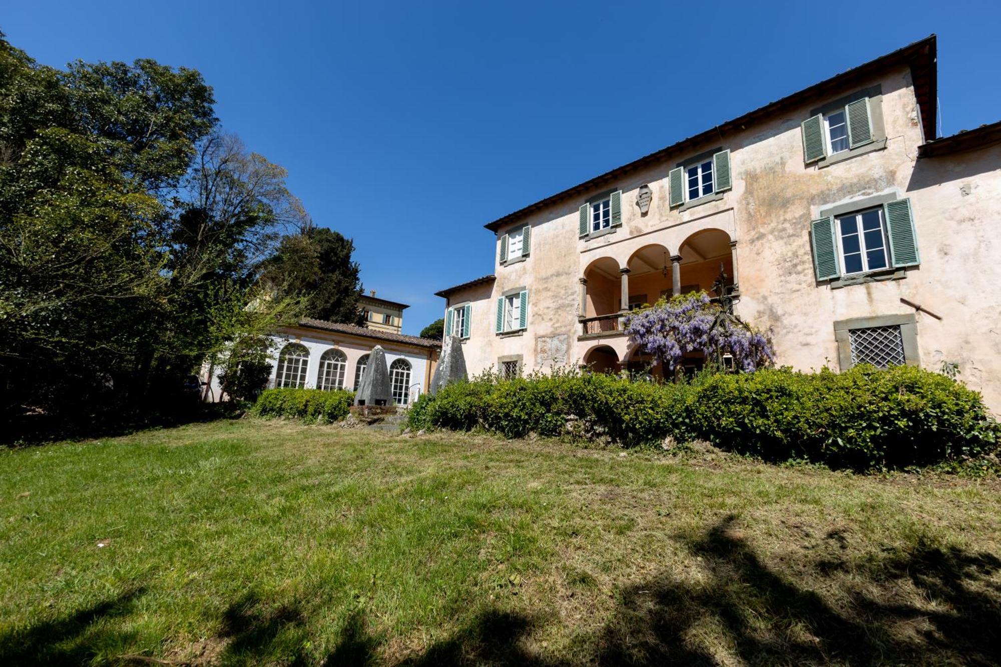 Il Casale Di Villa Rossi Lucca Bagian luar foto